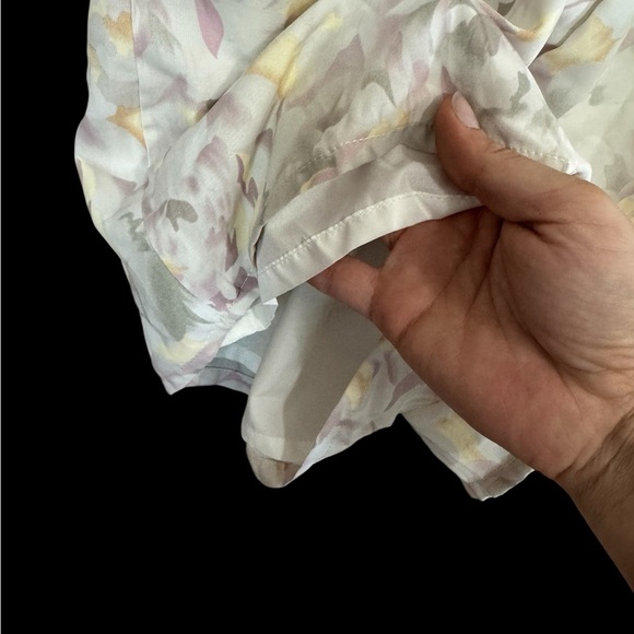 NWT Kimchi Blue Floral Sleeveless Romper - Pastel Shades with Drawstring Waist - Picture 3 of 12